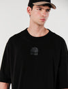 Camiseta Cortes Oversize Brujula Negro Hombre