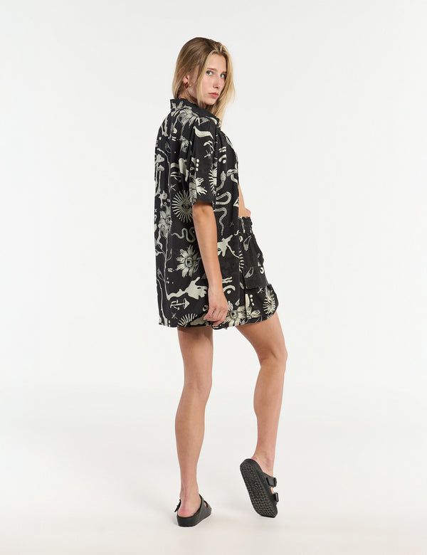 Camisa Regular Fit Chacras  negro + crudo mujer