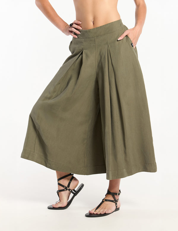 Pantalón Culotte Femenino Sense Verde Militar
