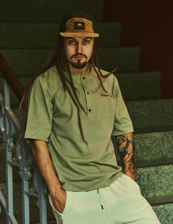 Camiseta Cuello Sport manga corta  Mineral  verde Hombre