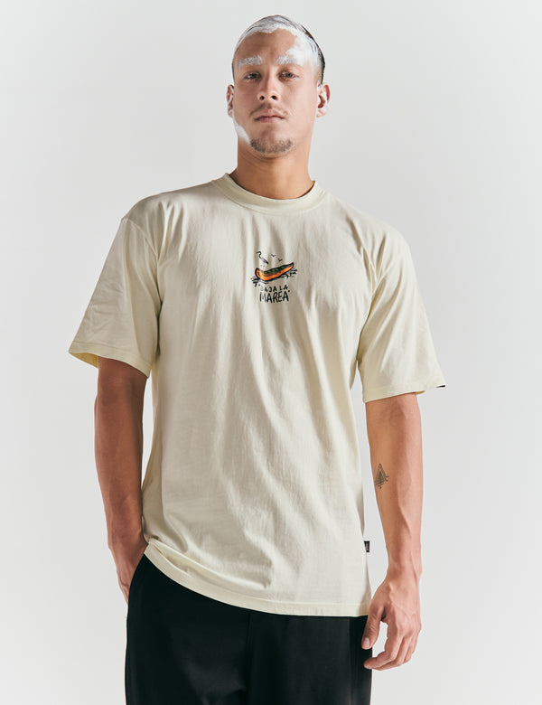 Camiseta Oversize Baja la marea  amarillo pastel Hombre