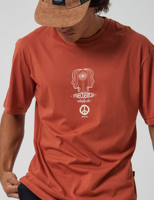 Camiseta Oversize Frecuencia terracota Hombre