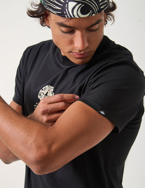 Camiseta Regular Fit Natural Conexion negro Hombre