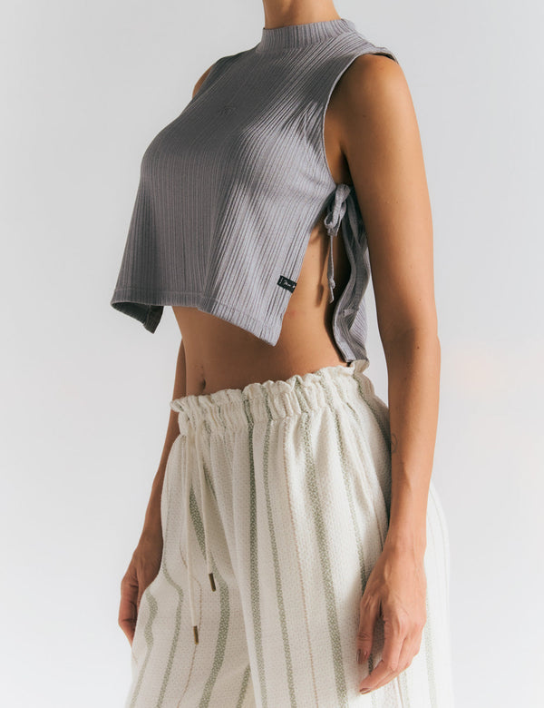 Crop Top Abertura Lateral GEO Gris Mujer
