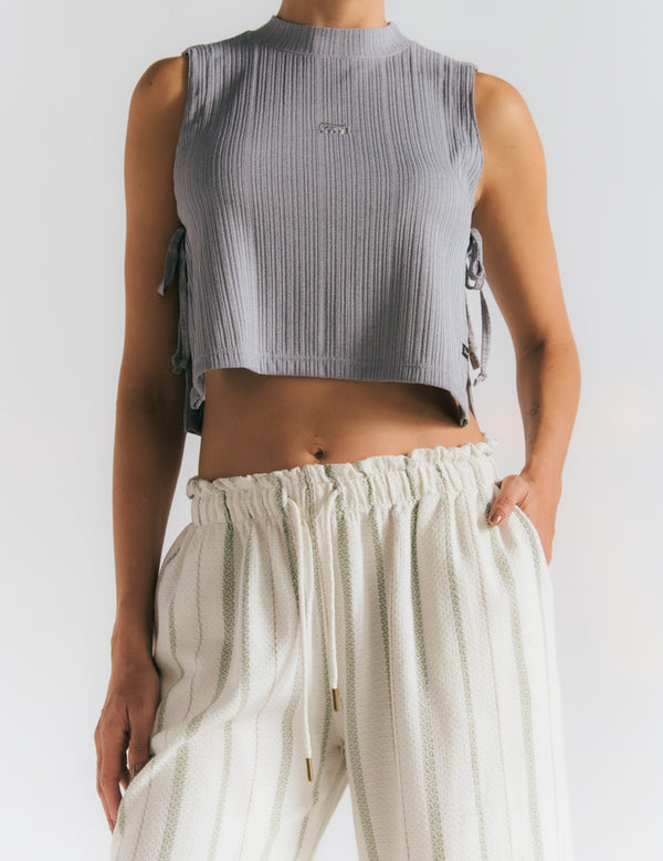 Crop Top Abertura Lateral GEO Gris Mujer