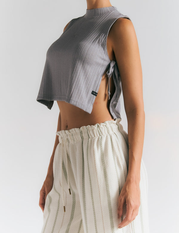 Crop Top Abertura Lateral GEO Gris Mujer
