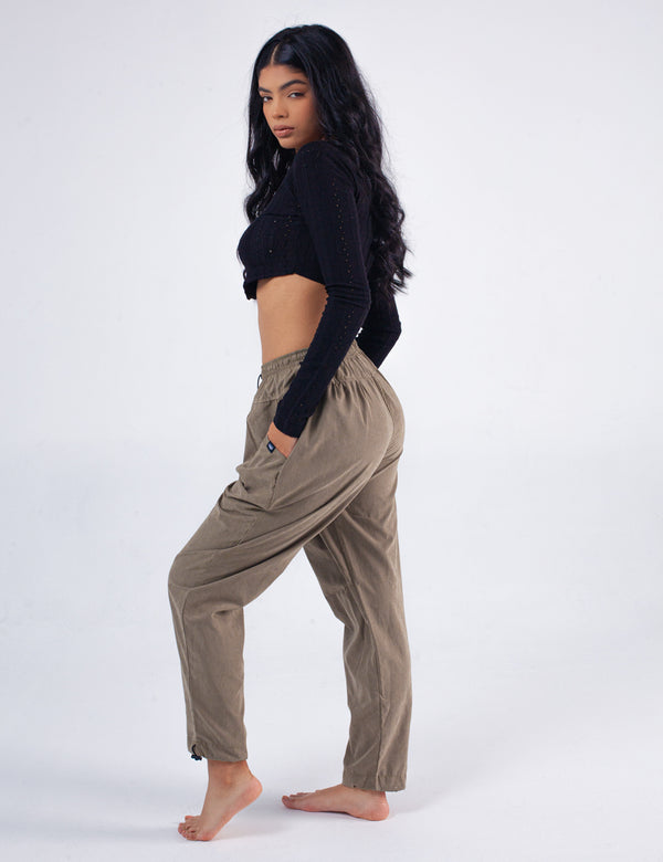 Pantalón Baggy Thin Verde militar Mujer