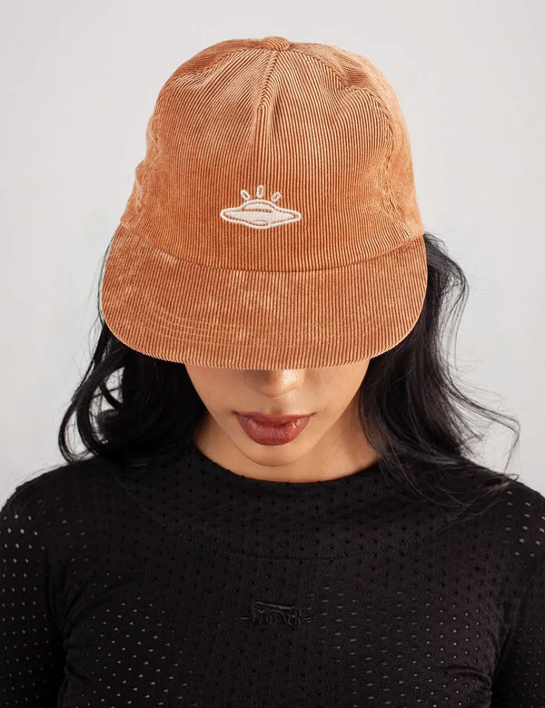 Melted Hat Ovni Marrón Unisex