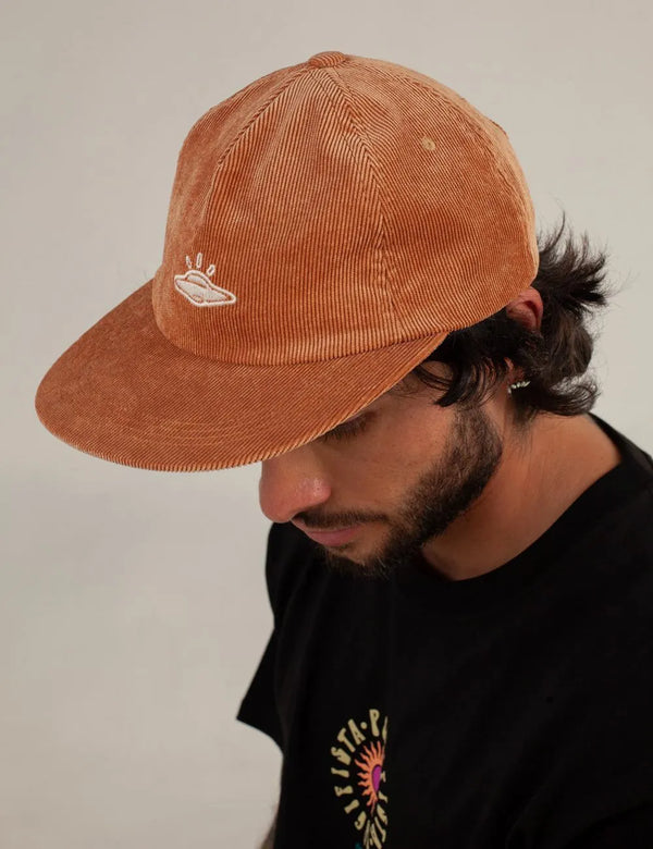 Melted Hat Ovni Marrón Unisex