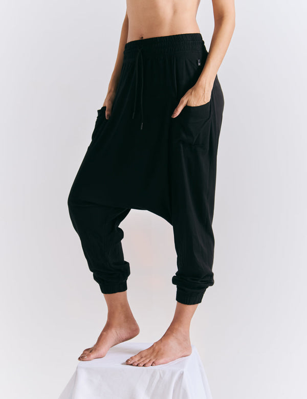  Fou Pantalón Unisex foutienda.myshopify.com pantalon-aladino-negro-unisex      