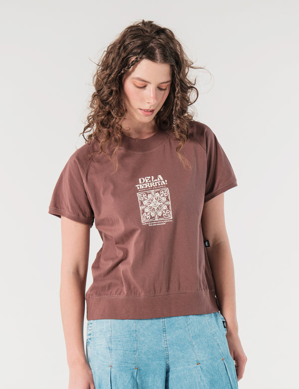 Camiseta Manga Ranglan Siembra Chocolate Mujer