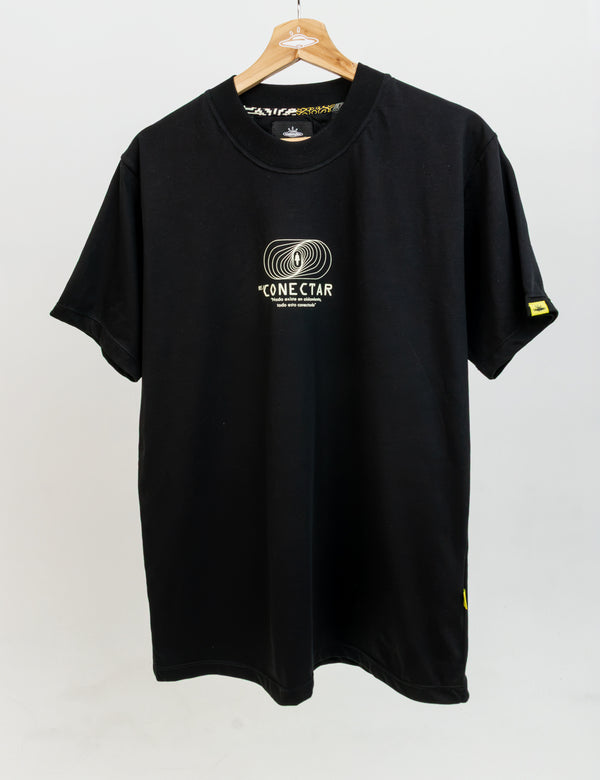 Camiseta regular fit Totem negro hombre