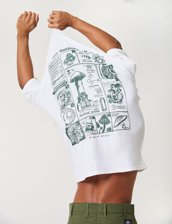 Camiseta Oversize Fungi crudo Unisex