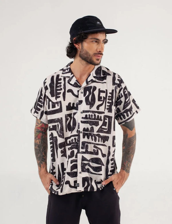 Camisa Cuello Sport manga corta Copto Negro + Palo Rosa Hombre