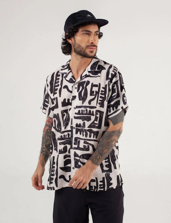 Camisa Cuello Sport manga corta Copto Negro + Palo Rosa Hombre