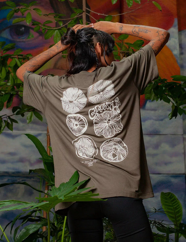 Camiseta Oversize Growth verde militar Mujer