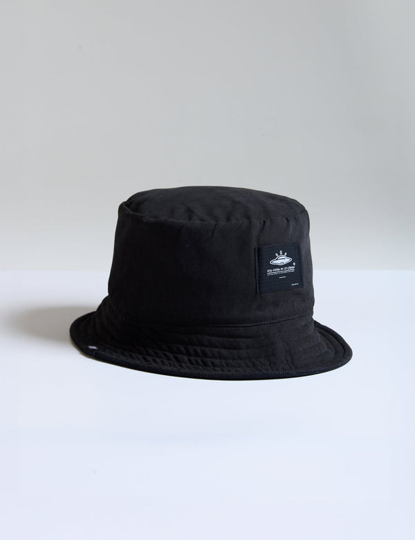 Los sombreros son parte de un atuendo casual, compra online