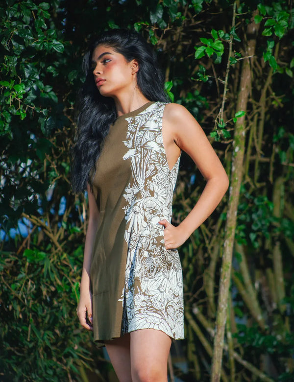 Vestido Corto cuello Alto Bioma verde militar Mujer