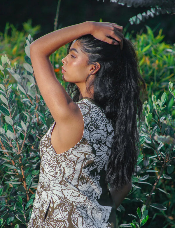 Vestido Corto cuello Alto Bioma verde militar Mujer